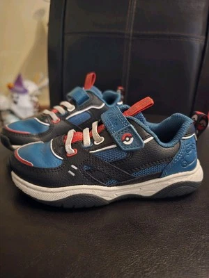 Tenis Pokémon Niños Clarks 'Grip Pearl' Correa Gancho y Lazo Talla 9.5W Foto 1 de 4