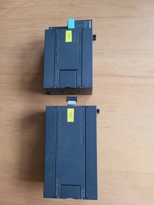 Siemens S7-200 CPU224 (214-1BD21-0XB0) + Speichermodul + EM223 (223-1BL21-0XA0) - Bild 1 von 4