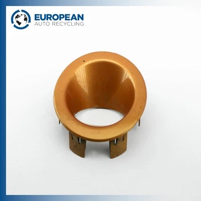 Bisel de luz antiniebla lateral del pasajero Land Rover LR2 2008-2010 RH (6H52-15A245) - FABRICANTE DE EQUIPOS ORIGINALES Foto 1 de 4