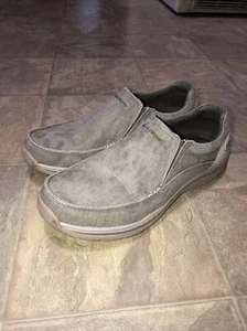 Skechers Herren Khaki Slipper (Größe 9) - Bild 1 von 4