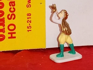 Circus Town HO Scale SWORD SWALLOWER 15-218 PRE-DECORATED PLASTIC Figure NICE - Picture 1 of 10