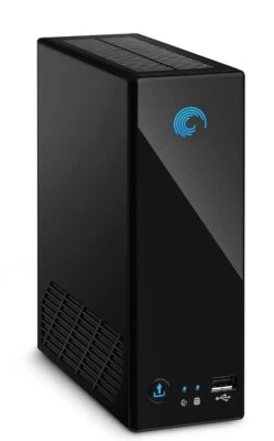 Seagate 3TB BlackArmor NAS 110 Network Storage - Image 1 of 4