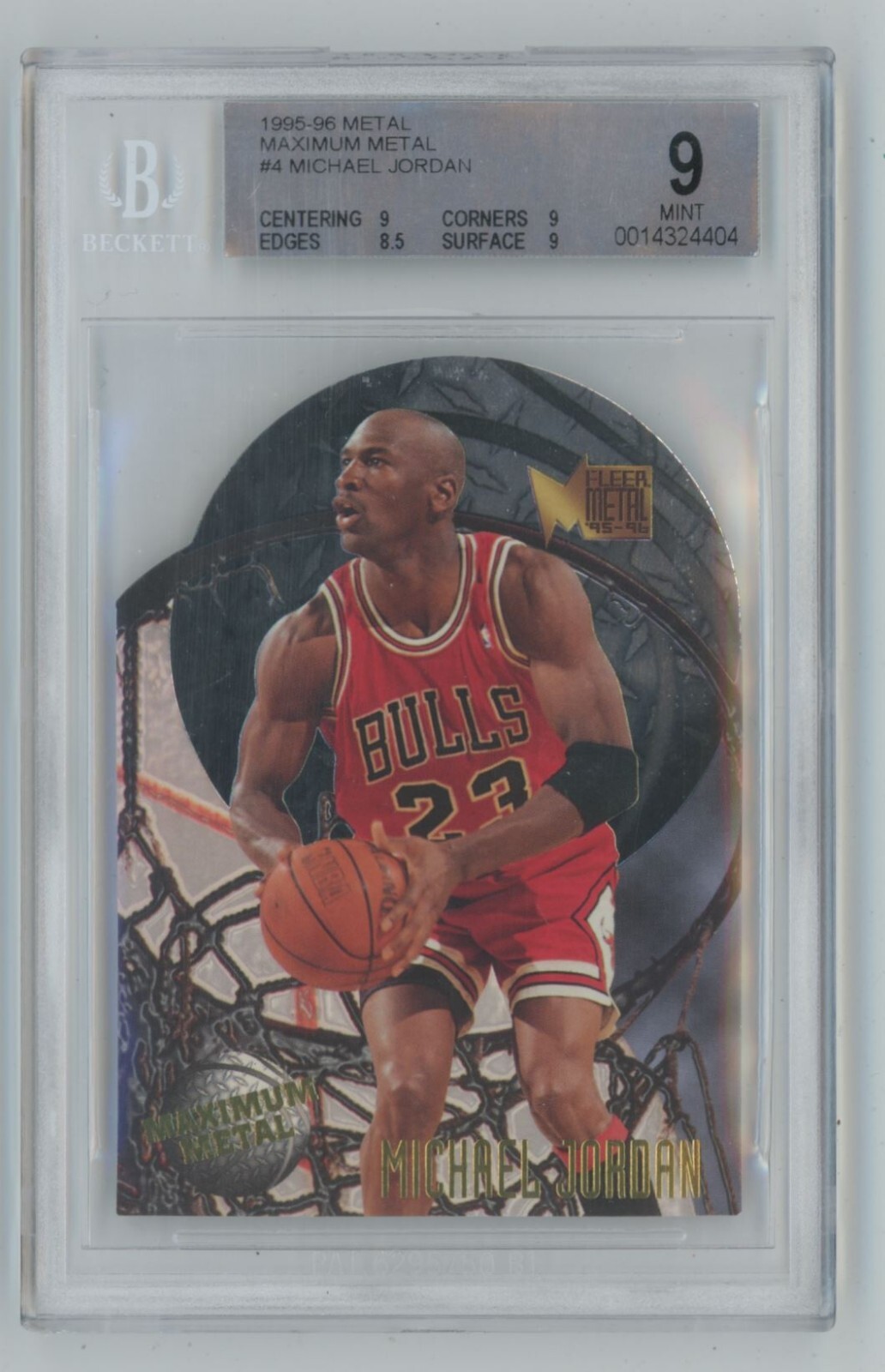 1995-96 Fleer Metal Basketball Maximum Metal Die-Cut Michael Jordan #4 BGS 9