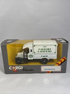 CORGI CLASSICS 1926 Renault Van Aux Galleries Lafayette Paris #922 BOXED - Picture 1 of 7