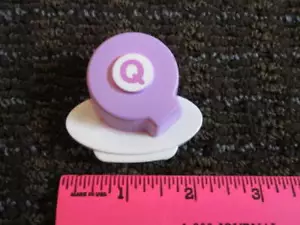 VTech Letter Q ONLY Fridge Phonics Replacement Letter Food Fun Alphabet FreeShip - Picture 1 of 3
