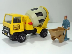 Matchbox Kingsize K026B BEDFORD CONCRETE MIXER & FIGS (380) - Picture 1 of 4