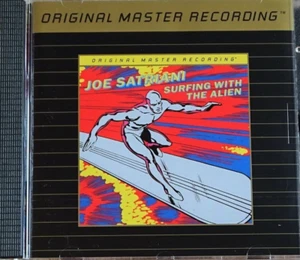 Joe Satriani - Surfing With The Alien / MFS - 24 Karat Gold CD - Free Ship! - Foto 1 di 2