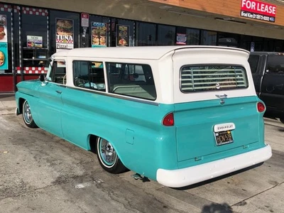 1960-1966 CHEVY SUBURBAN CARRYALL CLAMSHELL VENETIAN BLINDS - Image 1 of 3