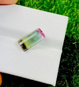 2.5cts Ravishing Natural Tricolor Tourmaline Cabochon Gemstone - Picture 1 of 3