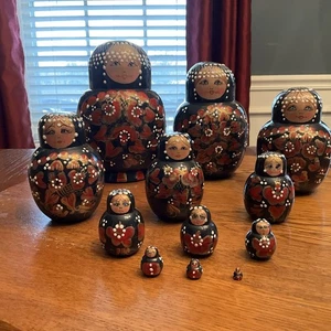 Wooden Nesting Russian Dolls Complete Set Of 12 -  Black/Red /Gold/White - Picture 1 of 12