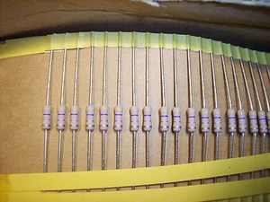 QTY (100) 4.7 Ohm 1W 5% FLAMEPROOF METAL OXIDE RESISTORS RSS1-4R7JT52 KOA - Picture 1 of 5