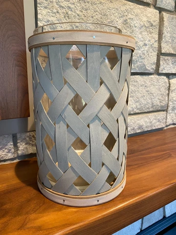 RARE Longaberger Large Hurricane Trellis Basket w/Glass Insert Cover
