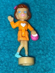 Muñeca vintage Polly Pocket 2002 lila #127 para parque de atracciones Pollyworld - Imagen 1 de 2