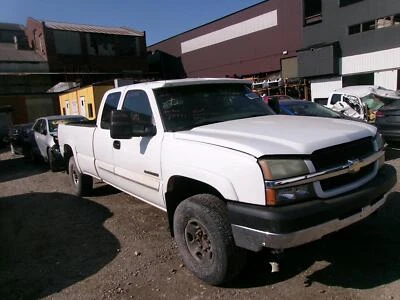 Used Front Right Door fits: 2004 Chevrolet Silverado 2500 pickup classic style c Foto 1 de 4