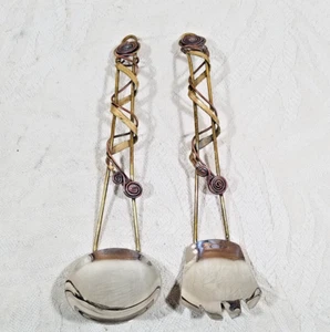 JUEGO DE CUCHARA Y TENEDOR DECORATIVO VINTAGE PARA SERVIR ENSALADA DE METAL ENVUELTO EN ALAMBRE - Imagen 1 de 10