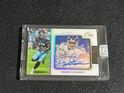 Tarjeta automática Panini One Derrick Henry SP 2019 4/7 sellada Foto 1 de 2
