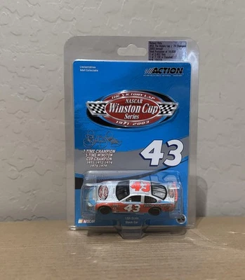 Richard Petty 2003 7x Winston Cup Champion The Victory Lap coche a escala 1:64 Foto 1 de 2
