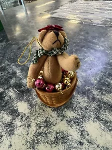 Adorno de Navidad Longaberger Bear. Nuevo en caja. - Imagen 1 de 11