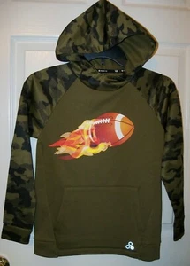 Tek Gear Football Warm Tek Green Camoflauge Hoodie Boys Youth Size Small 8 NWT * - Picture 1 of 2