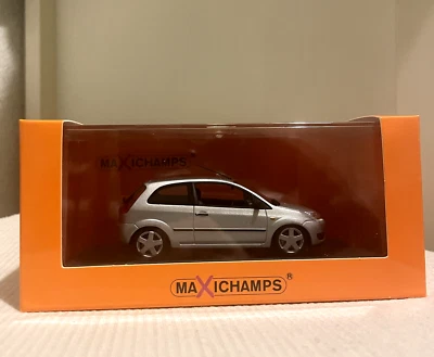 Modellino Maxichamps Ford Fiesta 5 V Mk5 1/43 1:43 Macchina Nuovo Scatola - Immagine 1 di 4