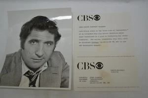 Studio Photo & Documentation Delvecchio Judd Hirsch. CBS Network Release 1976 - Picture 1 of 1