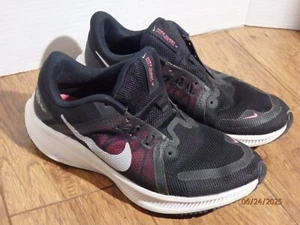 Nike Quest 4 Black White Pink Running Sports Sneakers DA1106-001 Women's Sz 7.5 - Picture 1 of 8