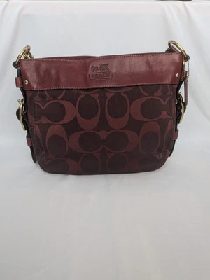 Bolso de Mano Coach Zoe Borgoña Berenjena Latón Firma Jacquard Y2K Hobo Cartera Foto 1 de 4