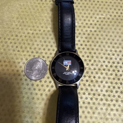 Women's TOMMY HILFIGER Water-Resistant Watch W/ New Battery Work Great Conditi - Image 1 of 4