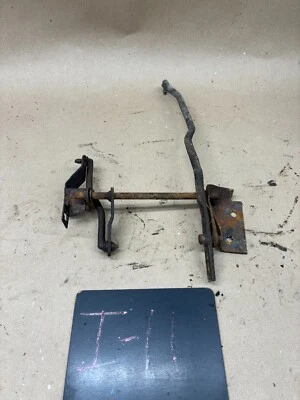 1984 1991 88 FORD F150 F250 BRONCO AOD AUTOMATIC OVERDRIVE TRANSMISSION LINKAGE - Image 1 of 4