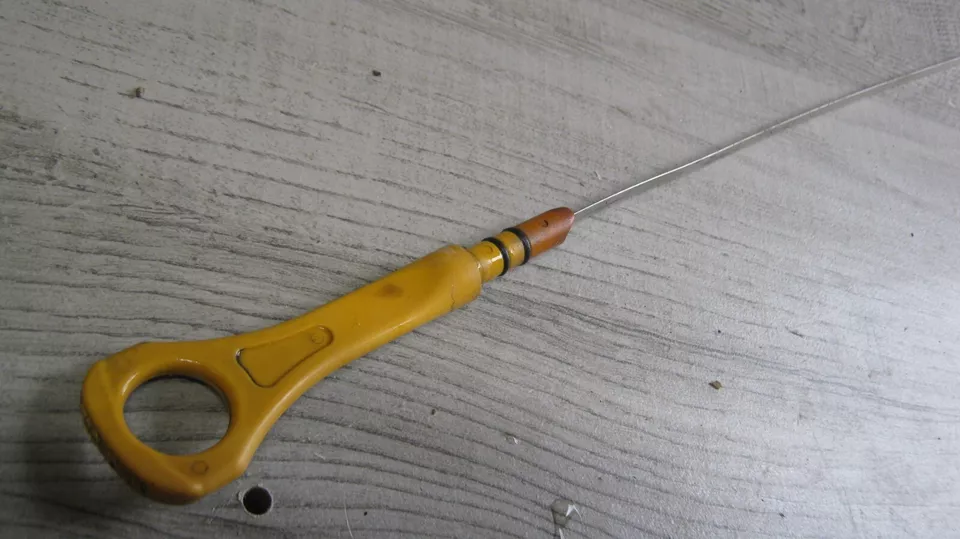 2008 - 2009 Hyundai Sonata Oil DipStick 2.4 - Image 1 of 1