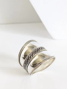 Wide Band Concave Bali Ring / Wide Band Silver Ring / Statement Thumb Band Ring - Picture 1 of 10