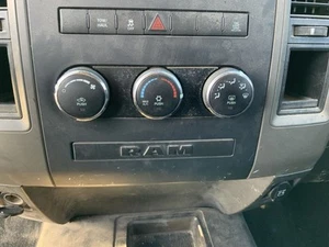 OEM Climate Control Without Dual Zone Fits 10-12 DODGE 2500 PICKUP 1347248 - Picture 1 of 12