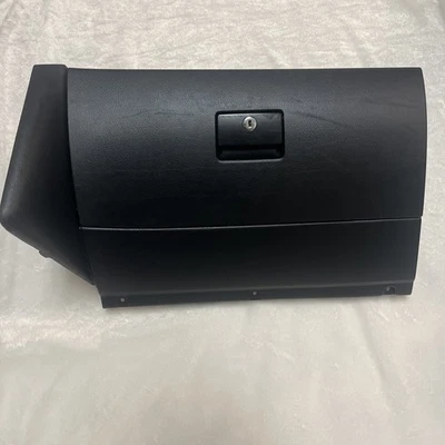 99 00 01 GUANTERA NEGRA VOLKSWAGEN JETTA GLI GOLF GTI 1999-2002 *más pequeña* Foto 1 de 4