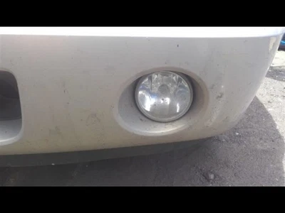 Parachoques antiniebla de esquina/estacionamiento montado para 07-14 SUBURBAN 1500 19004330 Foto 1 de 4