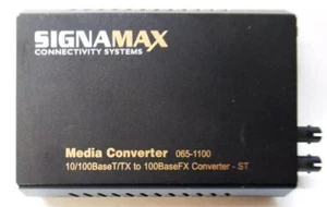 Signamax 065-1100 10/100BaseT/TX to 100BaseFX Mu ltimode/ST - Media Converter - Picture 1 of 2