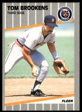 1989 Fleer Baseball Card Tom Brookens Detroit Tigers #130