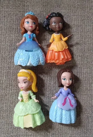 Disney Princess Sofia the First Sophia & Friends Folding Figures Dolls Lot of 4 Cover