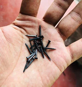 100 schwarze Mehrzweck-Schuhlöffel/Nägel für dauerhafte Reparaturen Schusternägel 12 mm - Bild 1 von 1