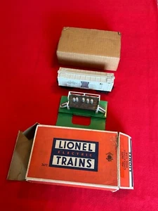 C7 ORIGINAL BOXED LIONEL POSTWAR 3472 OPERATING MILK CAR SET - Picture 1 of 13