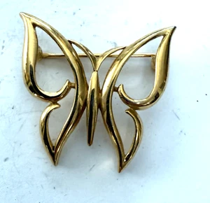 Broche prendedor mariposa dorada vintage CROWN TRIFARI - Imagen 1 de 1
