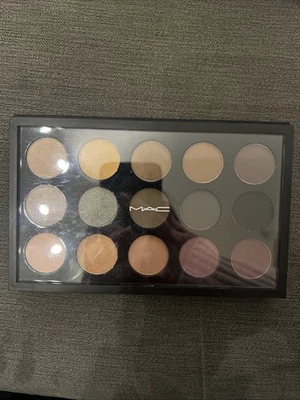 Mac Cosmetics Eye Shadow X 15 Mellow Moderns Palette Makeup Rare Sold Out Xmas - Image 1 of 4
