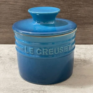Le Creuset Marseille Blue 6 oz Covered Butter Bell Crock 15002 Stoneware - Picture 1 of 8