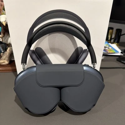  Apple AirPods Max A3184 USB-C Headphones W/SmartCase (Midnight)  with warranty - Image 1 of 4