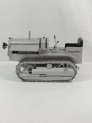 DM Caterpillar Twenty Five Crawler #134 Of 500 Made Silver 1/16 85531 MB - Image 1 of 4