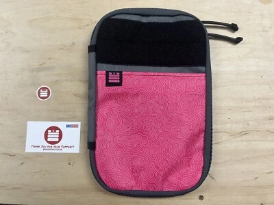 Органайзер Garage Built Gear Ultimate EDC — ограниченное издание серый Xpac / розовый топо - Изображение 1 из 4