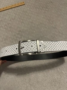 Nike Golf Men’s Perforated Reversible - Belt Size: 32 (Fits W30) White/Black - Picture 1 of 5