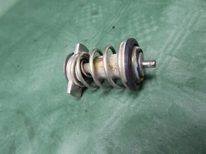 THERMOSTAT TRIUMPH 2000 DAYTONA 955 T595 SPEED TRIPLE T509 SPRINT ST/RS TIGER - Picture 1 of 2