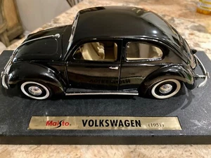 MAISTO 1951 VOLKSWAGEN 1: 18 SCALE BLACK - Picture 1 of 6