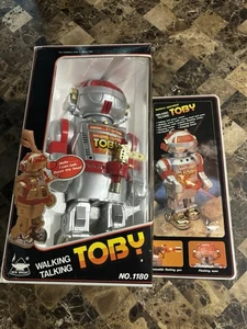 VINTAGE 1180 NEUER HELLER TOBY GEHENDER SPRECHENDER RAUCHENDER ROBOTER FUNKTIONIERT SCHÖN - Bild 1 von 23