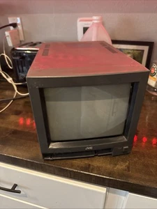 JVC TM-9U Color Video Monitor Turn on Screen works - Picture 1 of 7